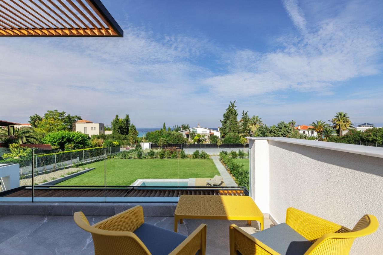 Summer Pearls Luxury Villas โปไลโครโน ภายนอก รูปภาพ