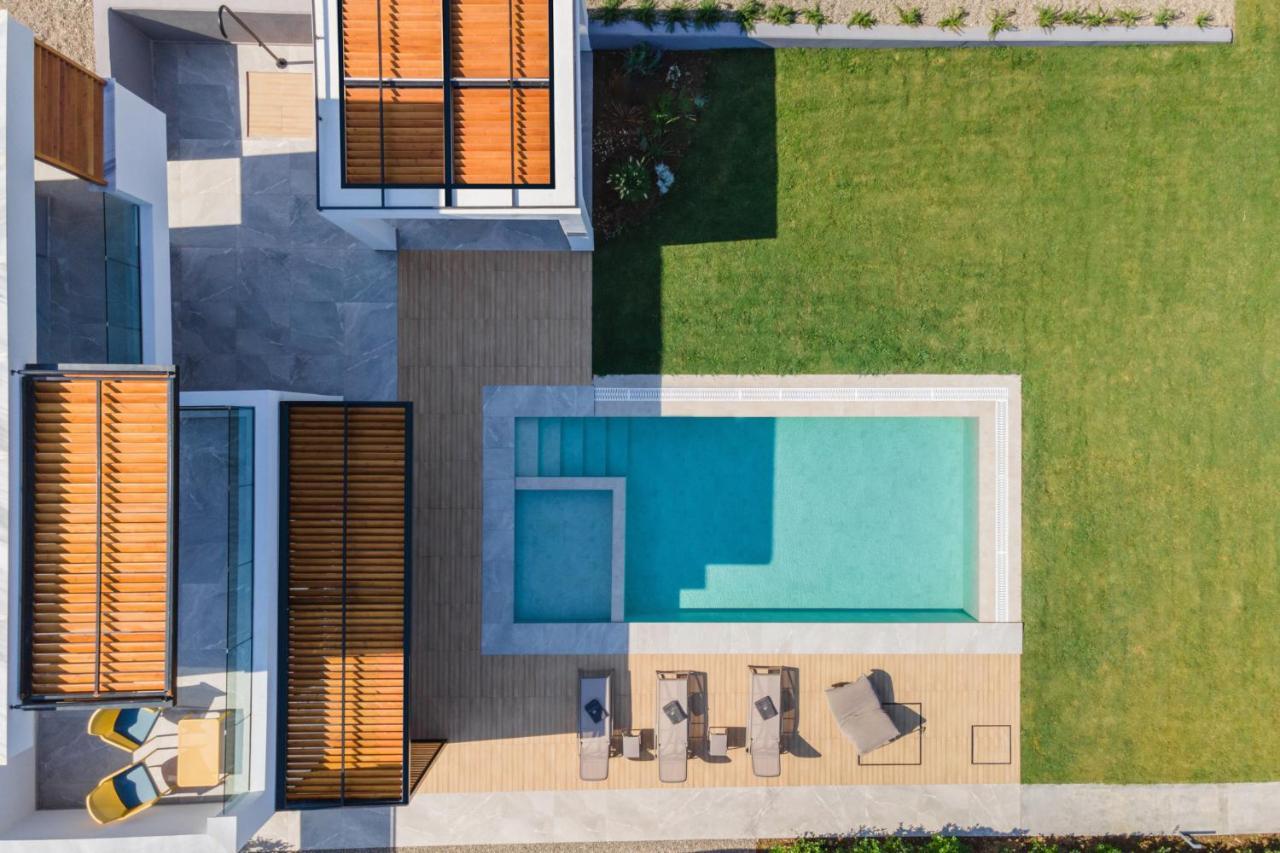 Summer Pearls Luxury Villas โปไลโครโน ภายนอก รูปภาพ